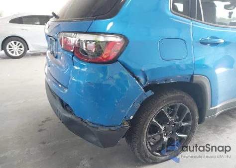 2022 Jeep Compass Altitude Fwd z USA, uszkodzony, nr VIN 3C4NJCBB8NT192488